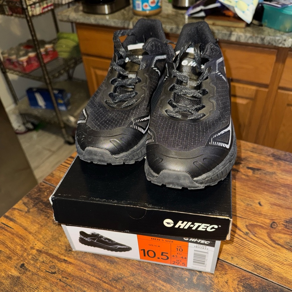 Hi-Tec Men's Black Athletic Trail Sneakers